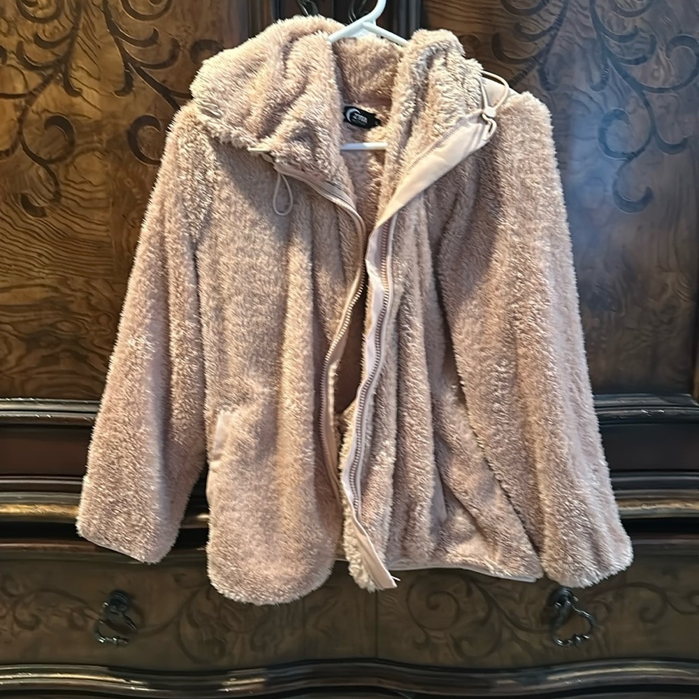 ZYIA - Storm Sherpa Hooded Jacket in Blush Pink